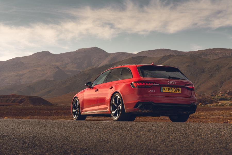  Audi RS4 Avant (B9) 2020 года  (UK) (фото 15 из 80)